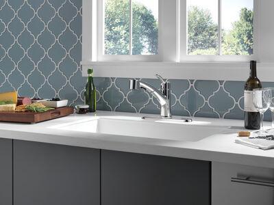 Collins  Single Handle Pull-Out 4140-DST