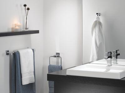 Ara Towel Ring In Chrome 77546